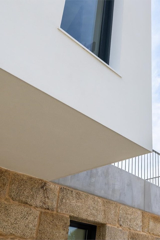 ¿Qué causa el deterioro de la impermeabilización?