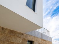 ¿Qué causa el deterioro prematuro de la impermeabilización?